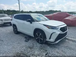 5TDLZRBH5NS256472 2022 TOYOTA HIGHLANDER
