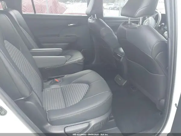 5TDLZRBH5NS256472 2022 TOYOTA HIGHLANDER - Image 8
