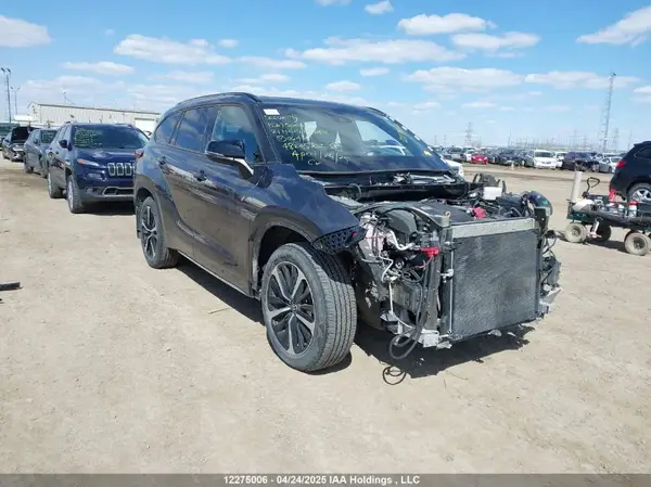 5TDLZRBH6MS064301 2021 TOYOTA HIGHLANDER - Image 1