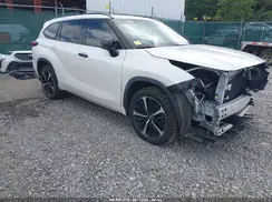 5TDLZRBH7MS074268 2021 TOYOTA HIGHLANDER