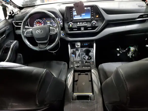 5TDLZRBH7NS184271 2022 TOYOTA HIGHLANDER - Image 8