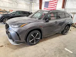5TDLZRBH7NS201697 2022 TOYOTA HIGHLANDER