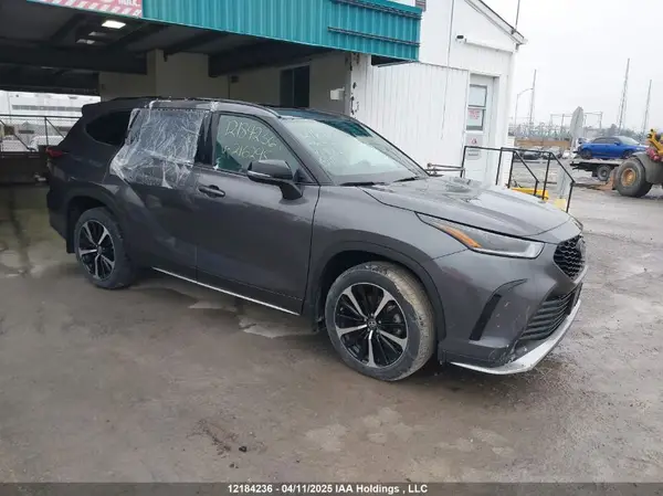 5TDLZRBH7NS216295 2022 TOYOTA HIGHLANDER - Image 1