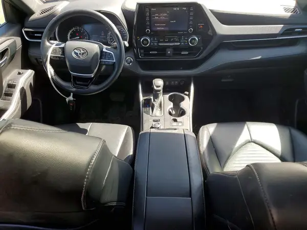 5TDLZRBH7NS249149 2022 TOYOTA HIGHLANDER - Image 8
