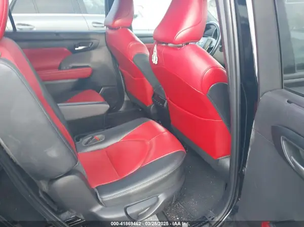 5TDLZRBH8MS106225 2021 TOYOTA HIGHLANDER - Image 8