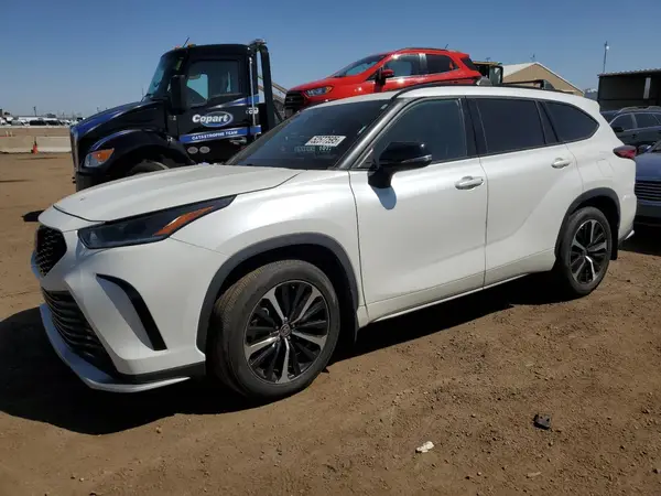5TDLZRBH8MS125325 2021 TOYOTA HIGHLANDER - Image 1