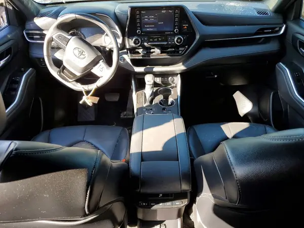 5TDLZRBH8NS186143 2022 TOYOTA HIGHLANDER - Image 8
