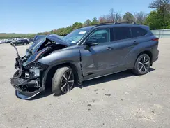 5TDLZRBH8NS242131 2022 TOYOTA HIGHLANDER