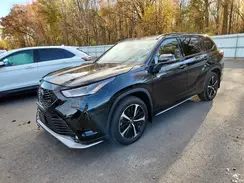 5TDLZRBH8NS242498 2022 TOYOTA HIGHLANDER