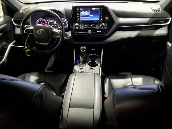 5TDLZRBH8NS242789 2022 TOYOTA HIGHLANDER - Image 8