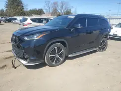 5TDLZRBH9MS062204 2021 TOYOTA HIGHLANDER