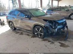 5TDLZRBH9MS127620 2021 TOYOTA HIGHLANDER