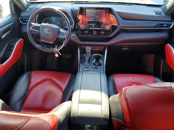 5TDLZRBHXMS099746 2021 TOYOTA HIGHLANDER - Image 8