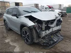 5TDLZRBHXMS141459 2021 TOYOTA HIGHLANDER
