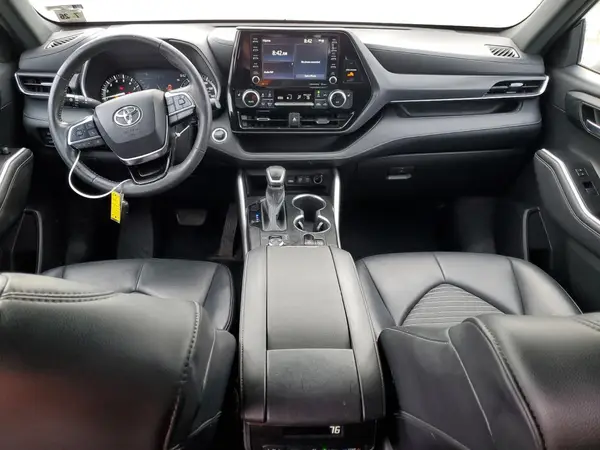 5TDLZRBHXMS153157 2021 TOYOTA HIGHLANDER - Image 8