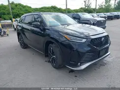 5TDLZRBHXNS213486 2022 TOYOTA HIGHLANDER