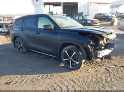 5TDLZRBHXNS255608 2022 TOYOTA HIGHLANDER