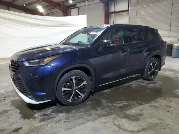 5TDLZRBHXNS256757 2022 TOYOTA HIGHLANDER - Image 1
