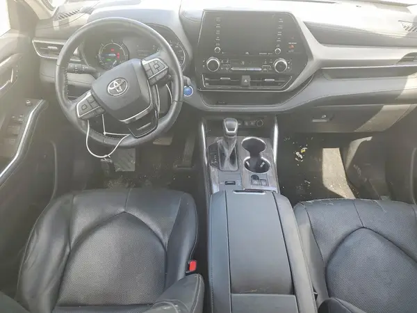 5TDXBRCH0MS524041 2021 TOYOTA HIGHLANDER - Image 8