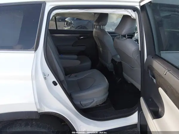 5TDXBRCH1LS012920 2020 TOYOTA HIGHLANDER - Image 8