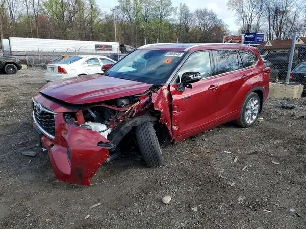 5TDXBRCH1MS531189 2021 TOYOTA HIGHLANDER - Image 1
