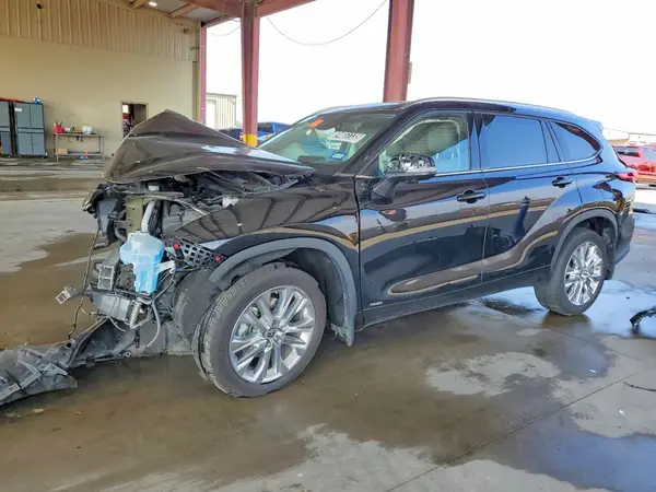 5TDXBRCH1PS123148 2023 TOYOTA HIGHLANDER - Image 1