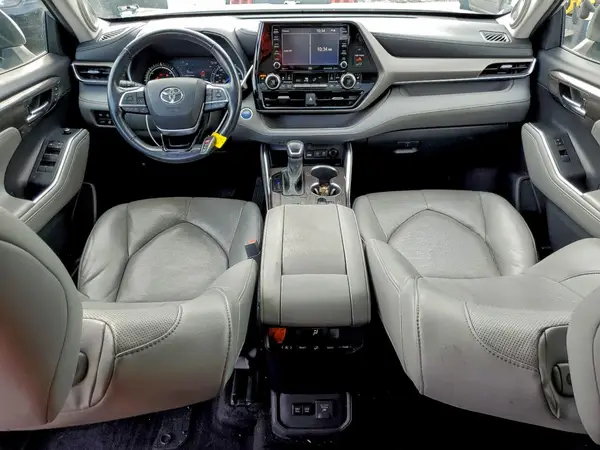5TDXBRCH2LS013428 2020 TOYOTA HIGHLANDER - Image 8