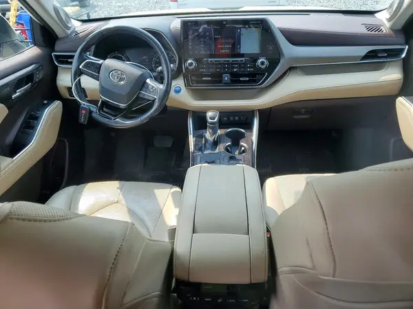 5TDXBRCH2MS519326 2021 TOYOTA HIGHLANDER - Image 8