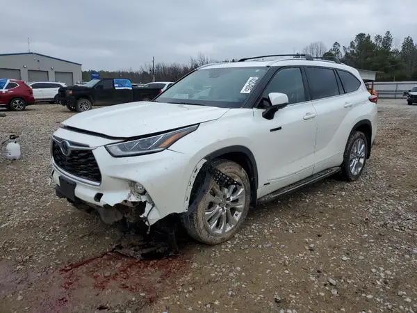 5TDXBRCH2MS519956 2021 TOYOTA HIGHLANDER - Image 1