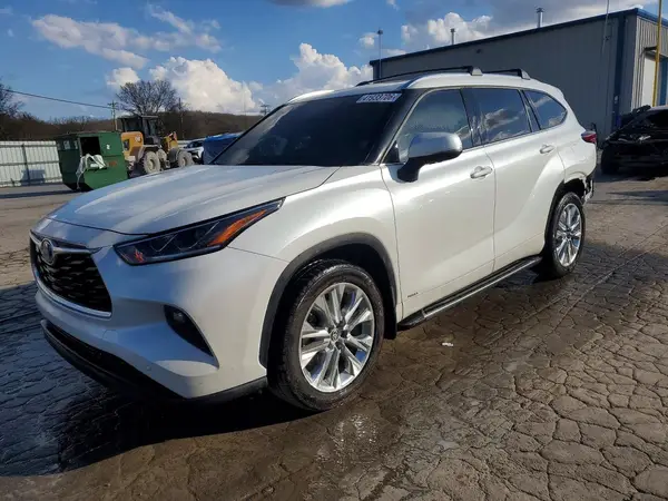 5TDXBRCH2NS556359 2022 TOYOTA HIGHLANDER - Image 1