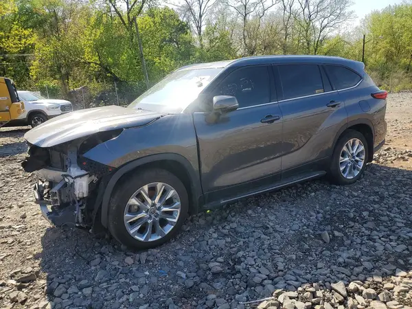 5TDXBRCH2PS120601 2023 TOYOTA HIGHLANDER - Image 1