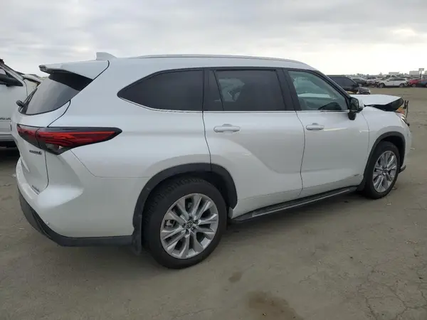 2023 TOYOTA HIGHLANDER COPART lot 43276035 auction photo 3