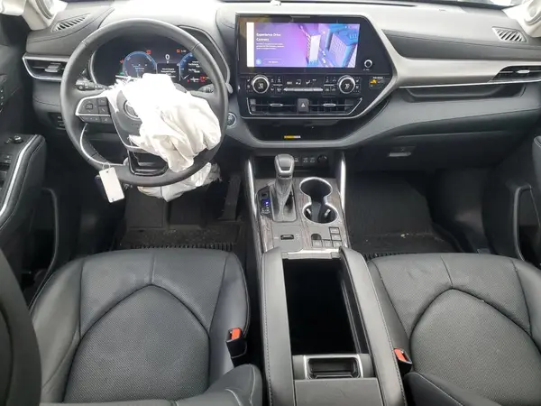 5TDXBRCH2PS592040 2023 TOYOTA HIGHLANDER - Image 8