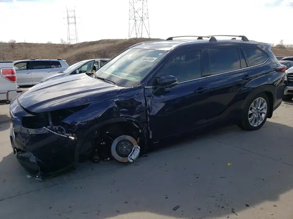 5TDXBRCH2RS604402 2024 TOYOTA HIGHLANDER - Image 1