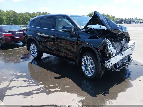 5TDXBRCH2SS683303 2025 TOYOTA HIGHLANDER - Image 1