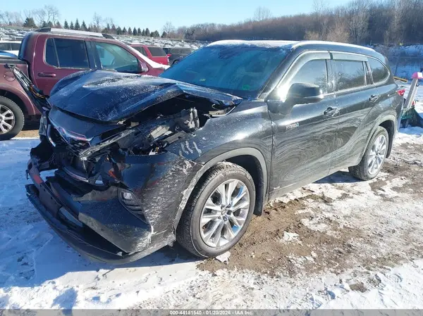 5TDXBRCH3LS006908 2020 TOYOTA HIGHLANDER - Image 2