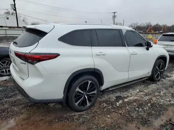 2022 TOYOTA HIGHLANDER COPART lot 42451725 auction photo 3