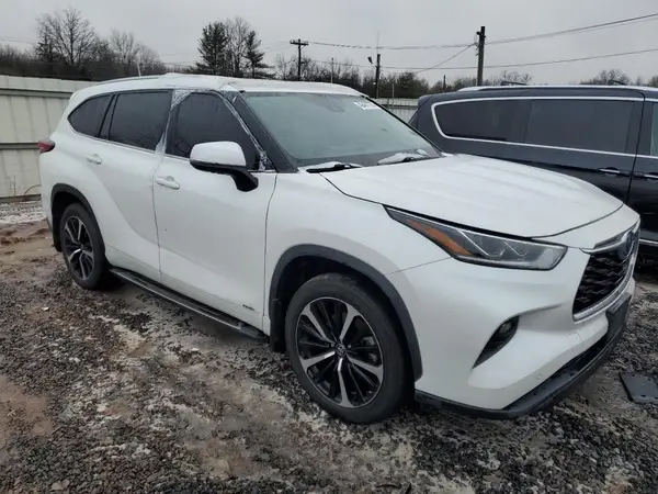 2022 TOYOTA HIGHLANDER COPART lot 42451725 auction photo 4