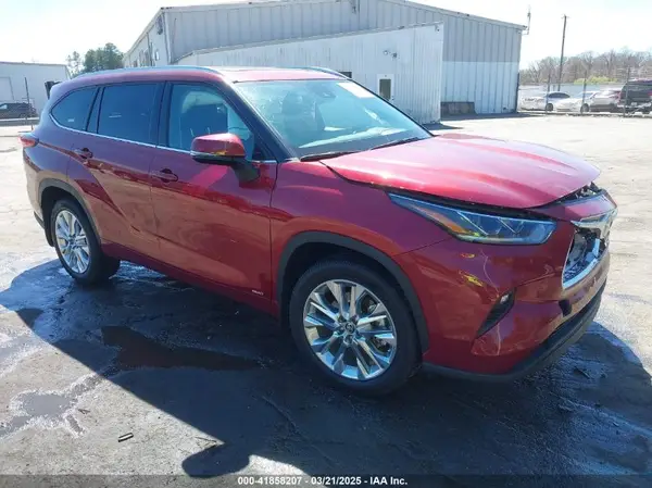 5TDXBRCH3PS116816 2023 TOYOTA HIGHLANDER - Image 1