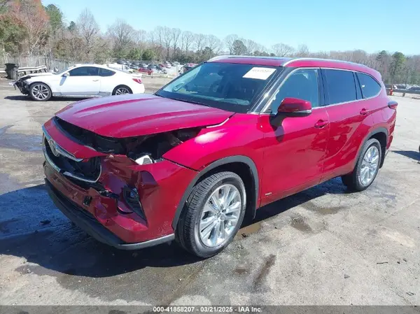 5TDXBRCH3PS116816 2023 TOYOTA HIGHLANDER - Image 2