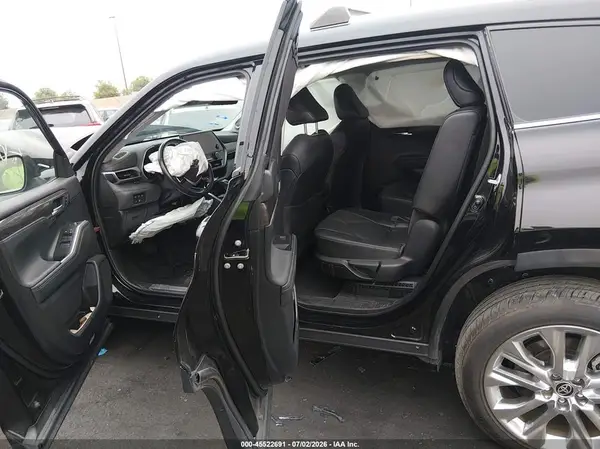 5TDXBRCH3PS124558 2023 TOYOTA HIGHLANDER - Image 8