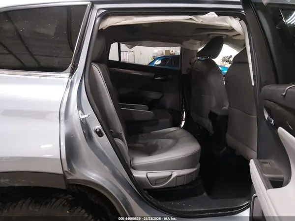 5TDXBRCH3RS609091 2024 TOYOTA HIGHLANDER - Image 8