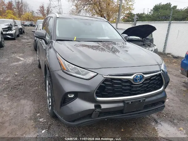 5TDXBRCH3RS636209 2024 TOYOTA HIGHLANDER - Image 1