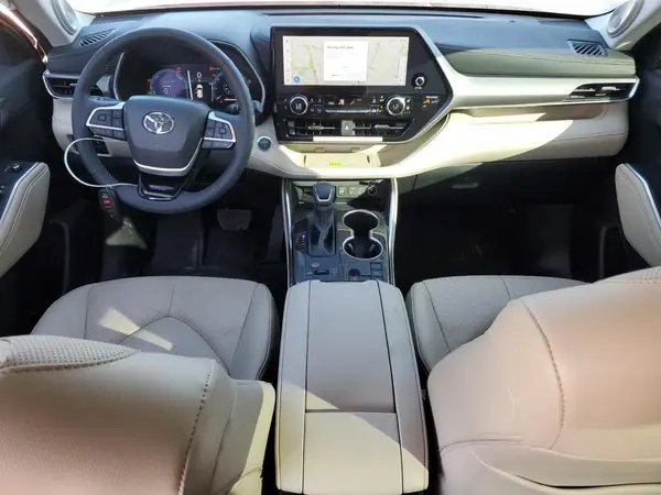 5TDXBRCH3SS668308 2025 TOYOTA HIGHLANDER - Image 8