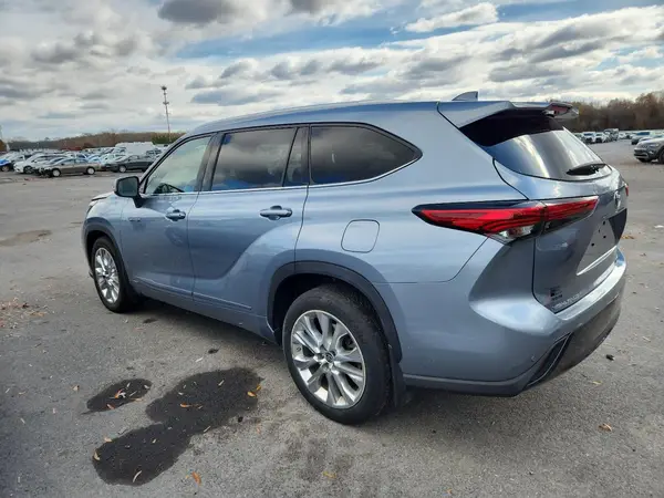5TDXBRCH4MS028238 2021 TOYOTA HIGHLANDER - Image 2