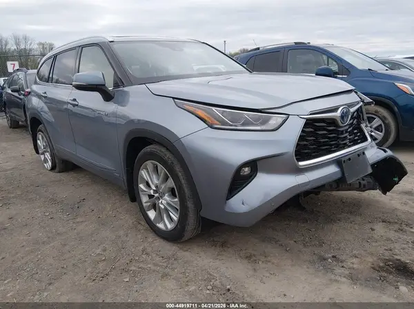 5TDXBRCH4MS062437 2021 TOYOTA HIGHLANDER - Image 1