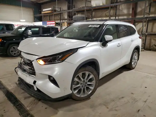 5TDXBRCH4PS578141 2023 TOYOTA HIGHLANDER - Image 1