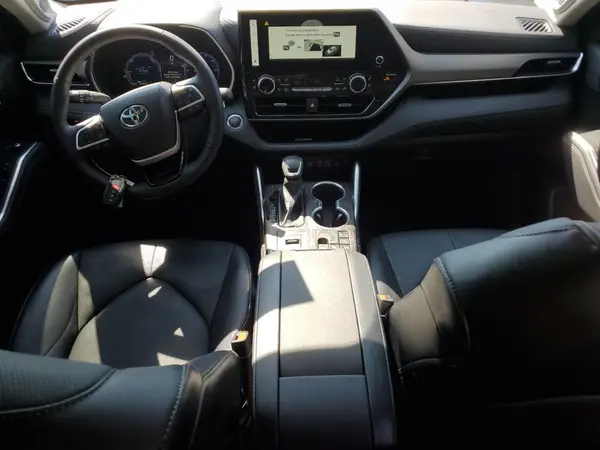 5TDXBRCH4PS579905 2023 TOYOTA HIGHLANDER - Image 8