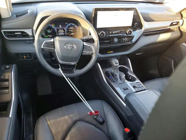 5TDXBRCH4RS642844 2024 TOYOTA HIGHLANDER - Image 8