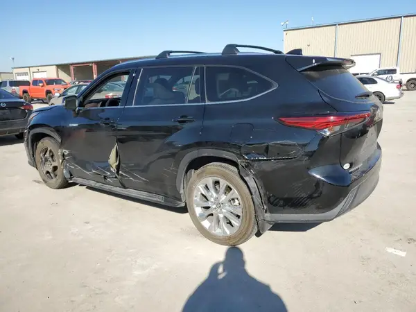 5TDXBRCH5LS014654 2020 TOYOTA HIGHLANDER - Image 2